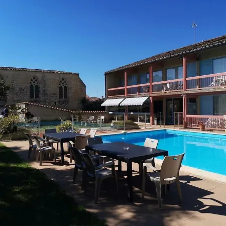 Hotel Le Logis Des Cordeliers 2*