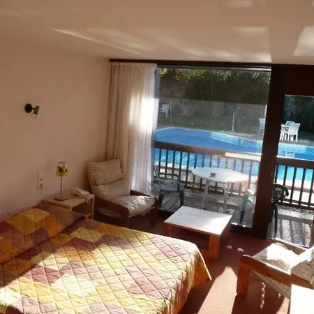 Le Logis Des Cordeliers 2*